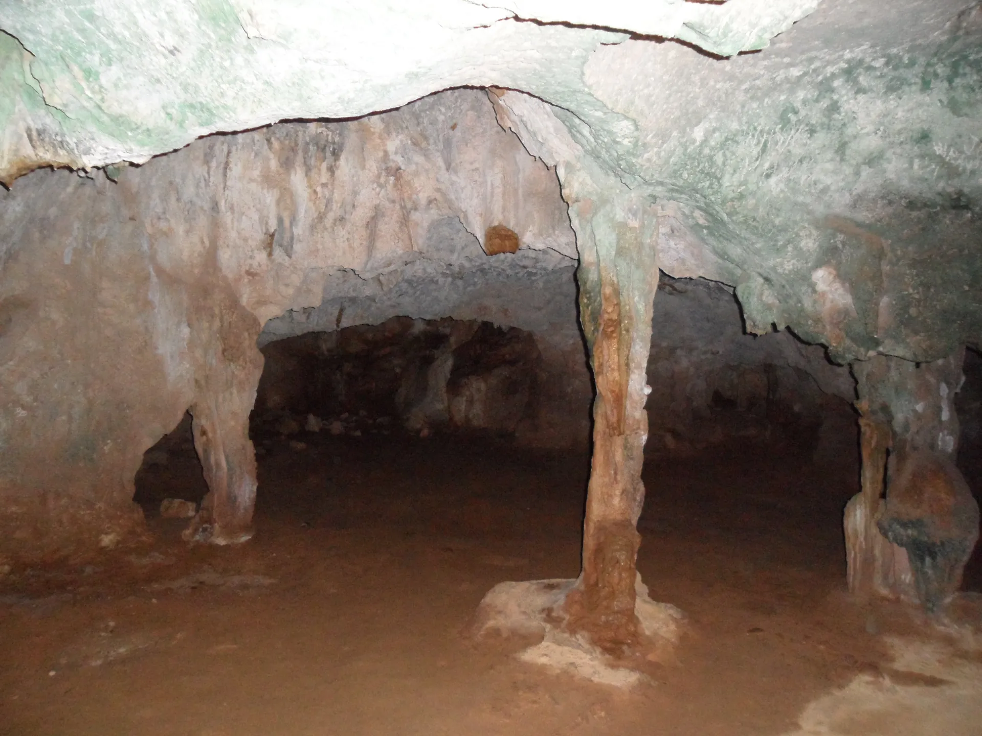 Chambers Quadirikiri cave Arikok National Park Santa Cruz Aruba